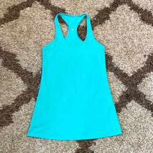 Lululemon tank